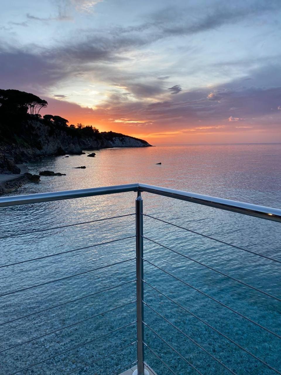 Hotel Le Ghiaie Portoferraio Exteriör bild